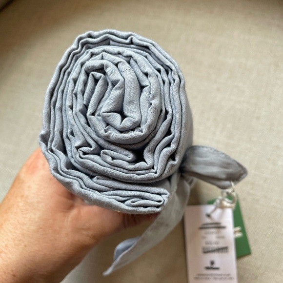 Set of 2 NWT Urban Outfitters Drape Shade Curtains - Picture 7 of 10